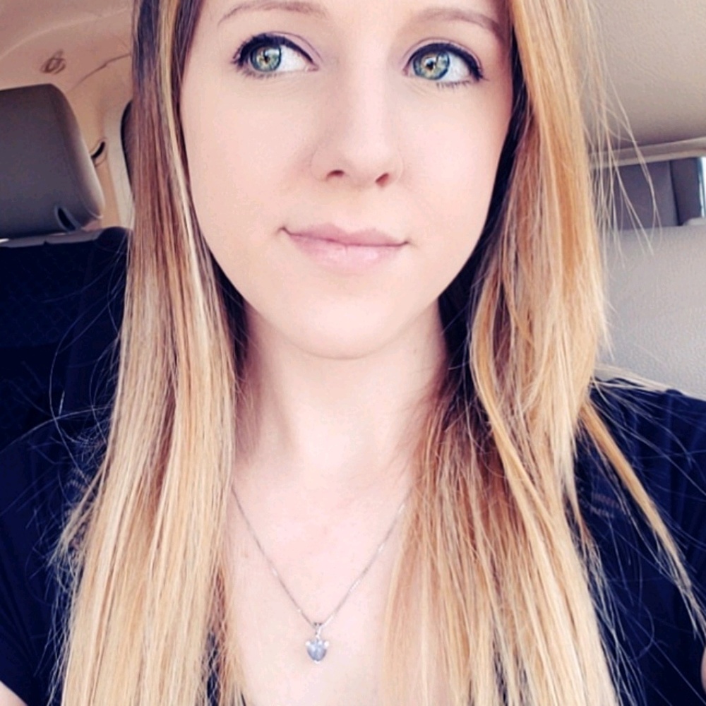 Meet your Posher, Chey